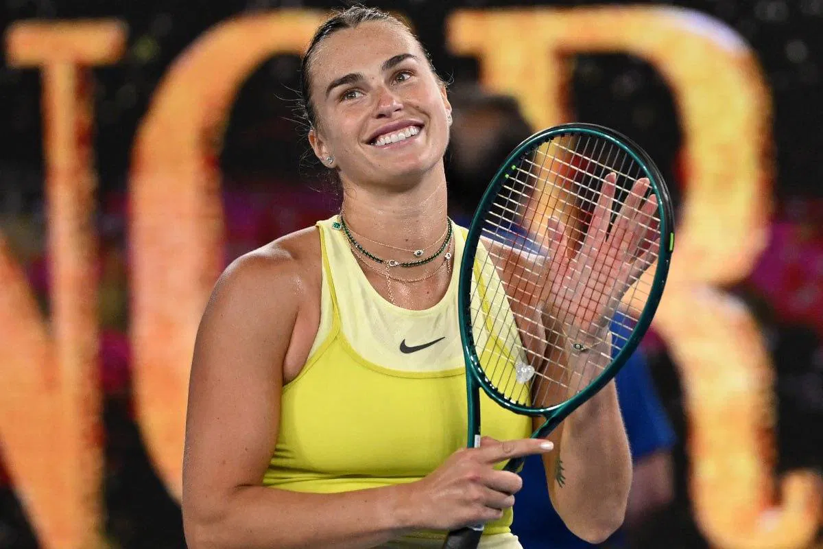 Read more about the article DZIŚ ŁĄCZYMY TENIS Z SIATKÓWKĄ!